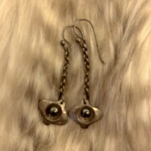 Artisan-crafted Sterling Silver and Black Pearl Earrings